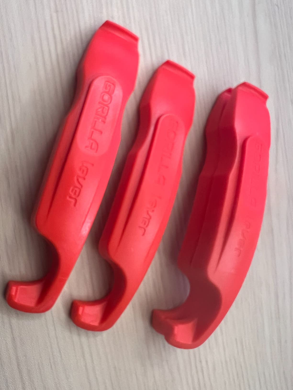 Gorilla Force Bike Tire Levers Set, Easy-to-Use Bicycle Tire Levers Tool Set for Removal, Changing, and Repair – Strong No-Scratch Plastic for Road, MTB, and Mountain Kits (Lava Red) customer photo 1