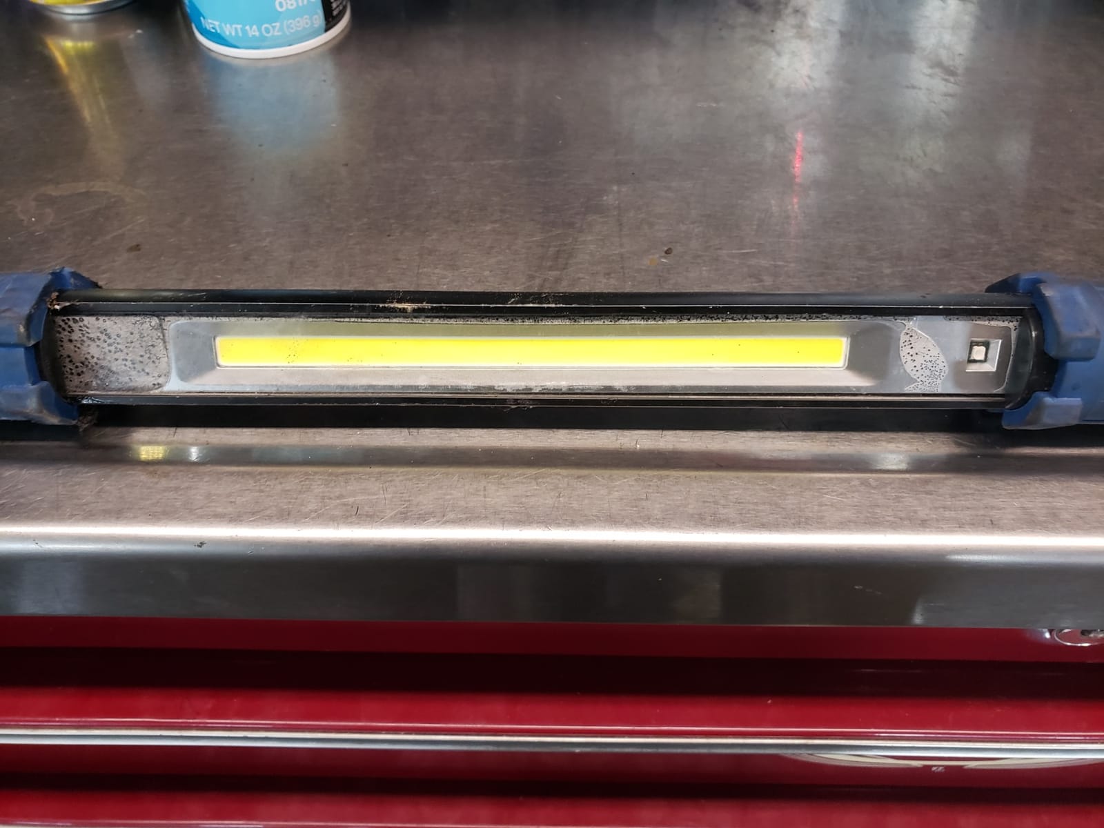 NextLED NT-2220LF-UV LED Underhood Work Light, 2000 Lumen, 8000mAh Rechargeable Battery, UV Light, Detachable Mechanic Under Hood Light Bar, 2 Lights in 1, 51 to 81 Inch, Auto Mechanic/Car Detailing customer photo 2