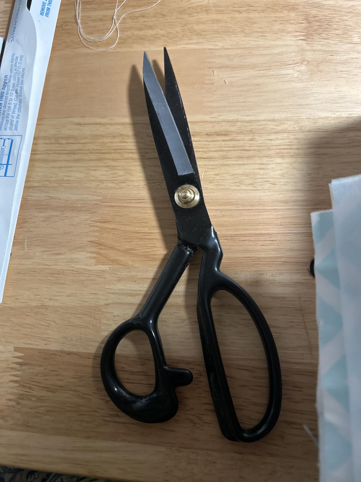 Professional Tailor Scissors 9 Inch for Cutting Fabric Heavy Duty Scissors for Leather Cutting Industrial Sharp Sewing Shears for Home Office Artists Dressmakers customer photo 2