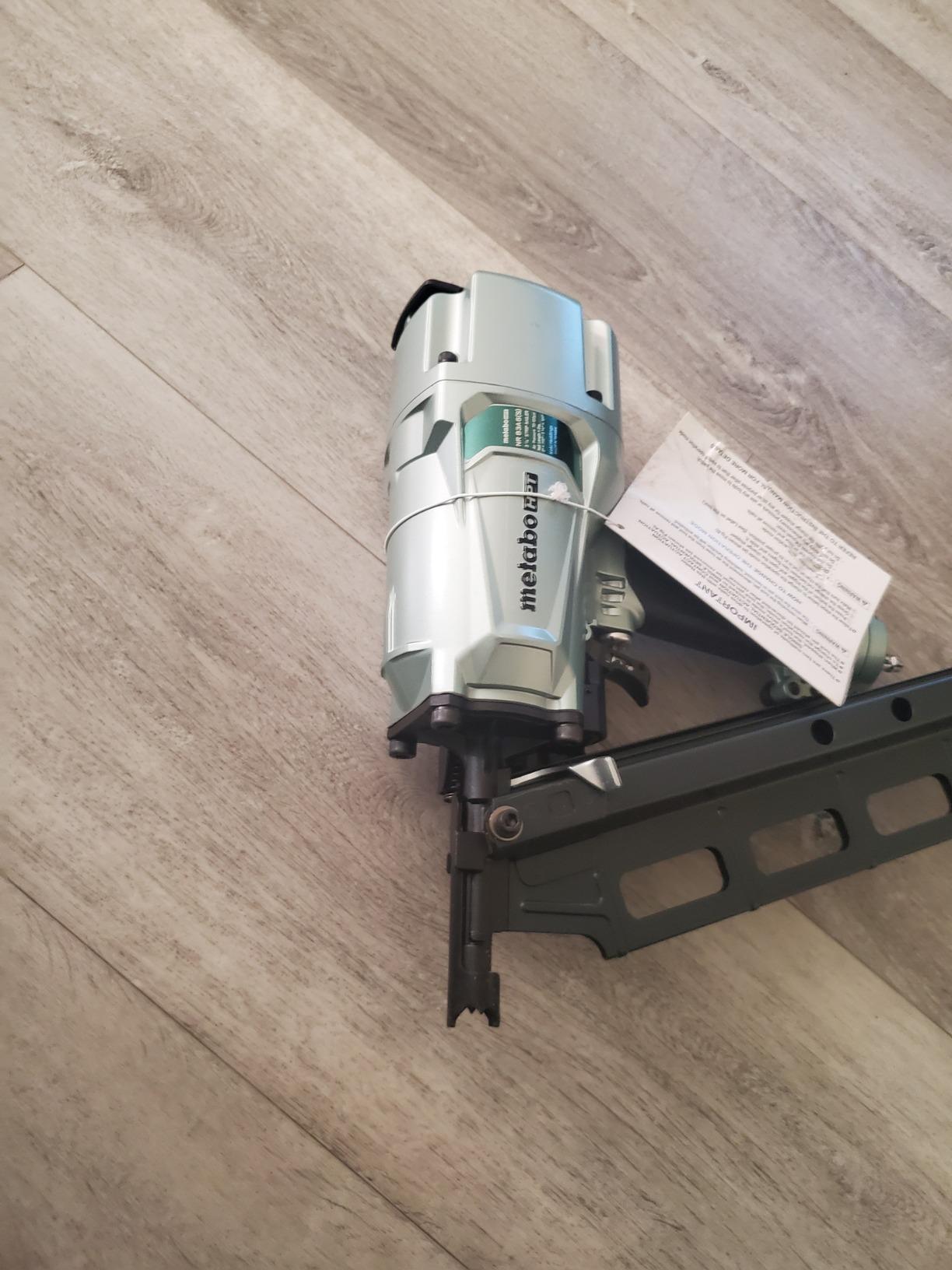 Metabo HPT Framing Nailer, Pneumatic Selectable Trigger, 21°, NR83A5 customer photo 2