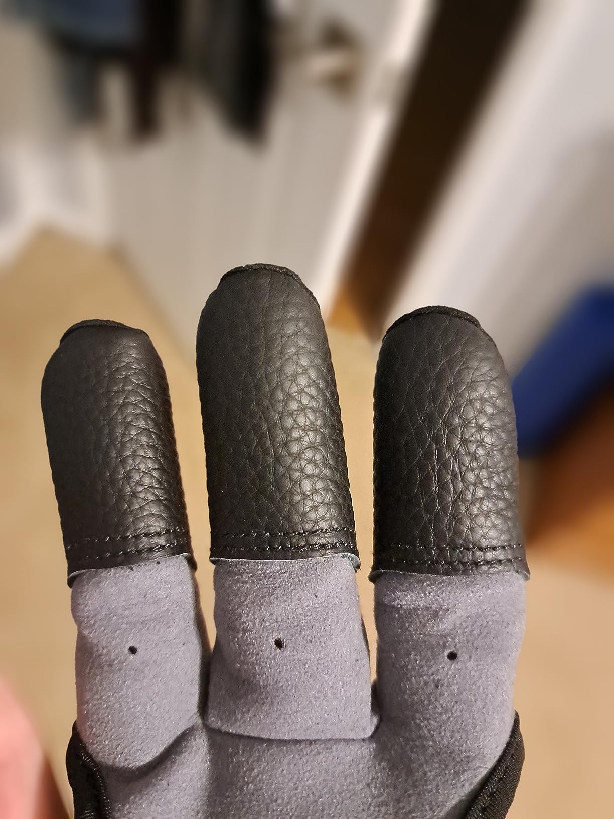 Seektop Archery Gloves Shooting Hunting Leather Three Finger Protector customer photo 2