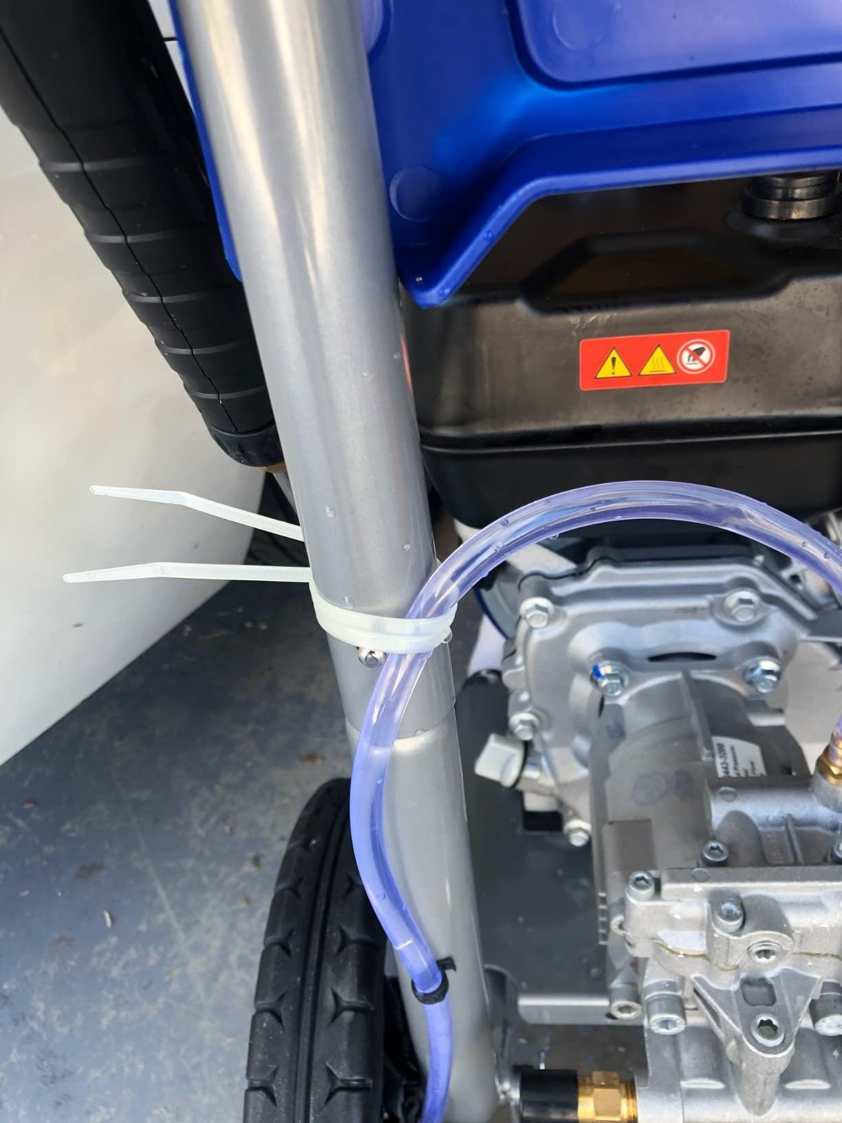Westinghouse WPX3200 Gas Pressure Washer, 3200 PSI and 2.5 GPM, Onboard Soap Tank, Spray Gun and Wand, 5 Nozzle Set, for Cars/Fences/Driveways/Homes/Patios/Furniture customer photo 1