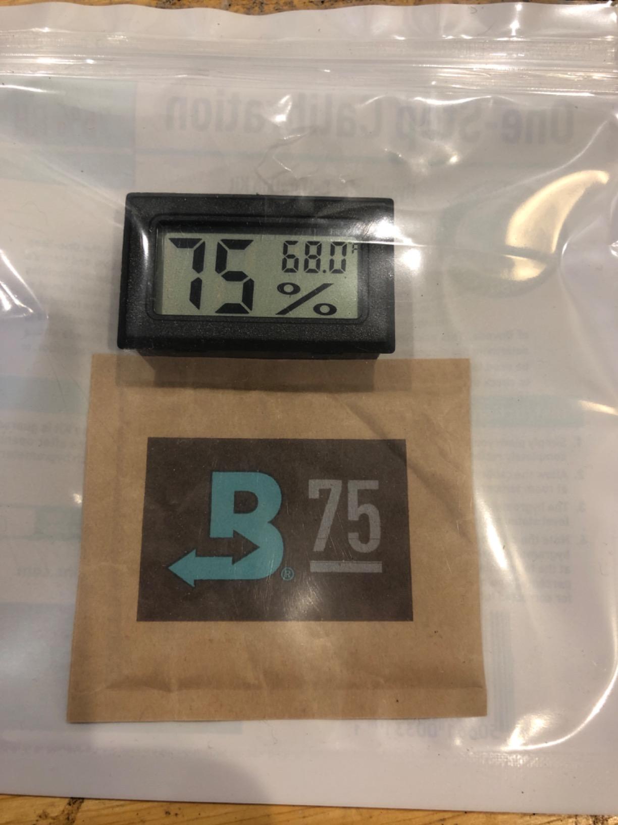 Goabroa Mini Hygrometer Thermometer Digital Indoor Humidity Gauge Monitor with Temperature Meter Sensor Fahrenheit (℉) customer photo 2