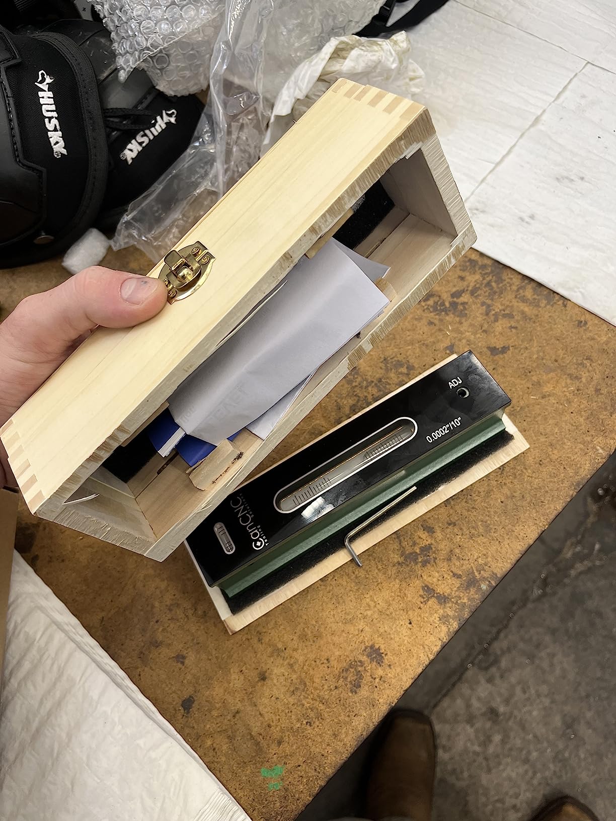 Accusize Industrial Tools 12 inch Professional Master Precision Level in Fitted Box, Accuracy 0.0002''/10'', S908-C612 customer photo 2
