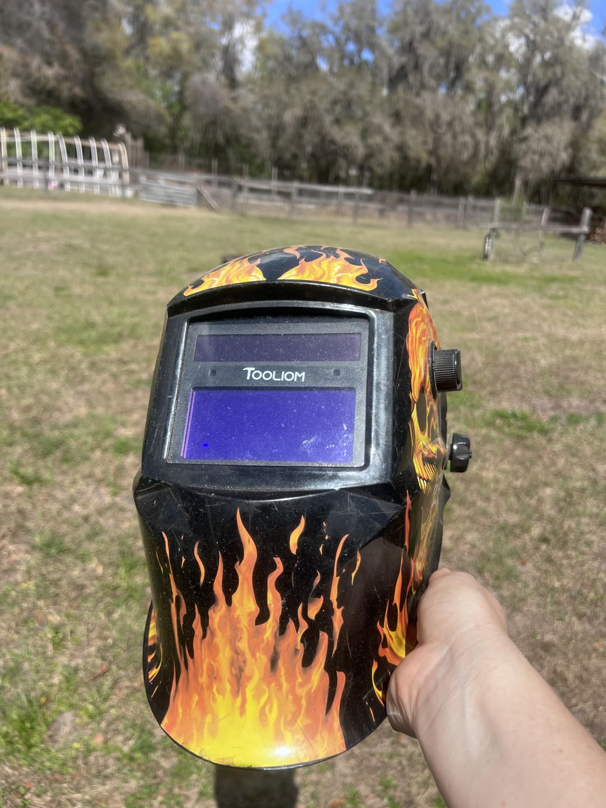 TOOLIOM Auto Darkening Solar Powered Welding Helmet for TIG MIG ARC customer photo 1