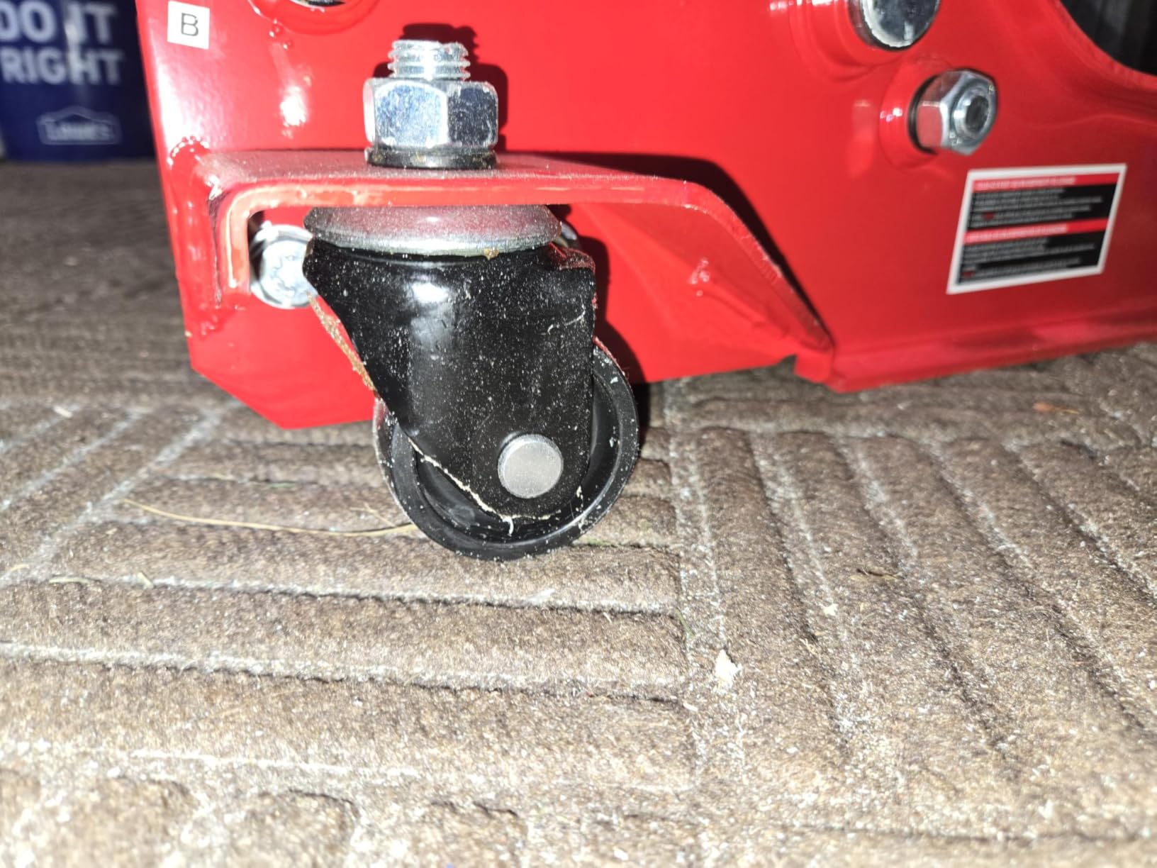Big RED 4 Ton (8,000 lb) Hydraulic Low Profile Service Floor Jack customer photo 2