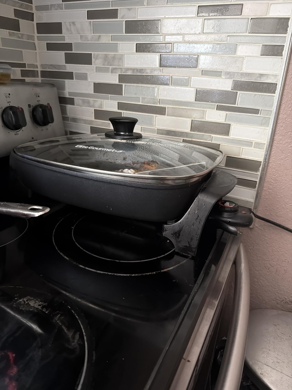 Elite Gourmet 7.5Qt Nonstick Electric Skillet, 12