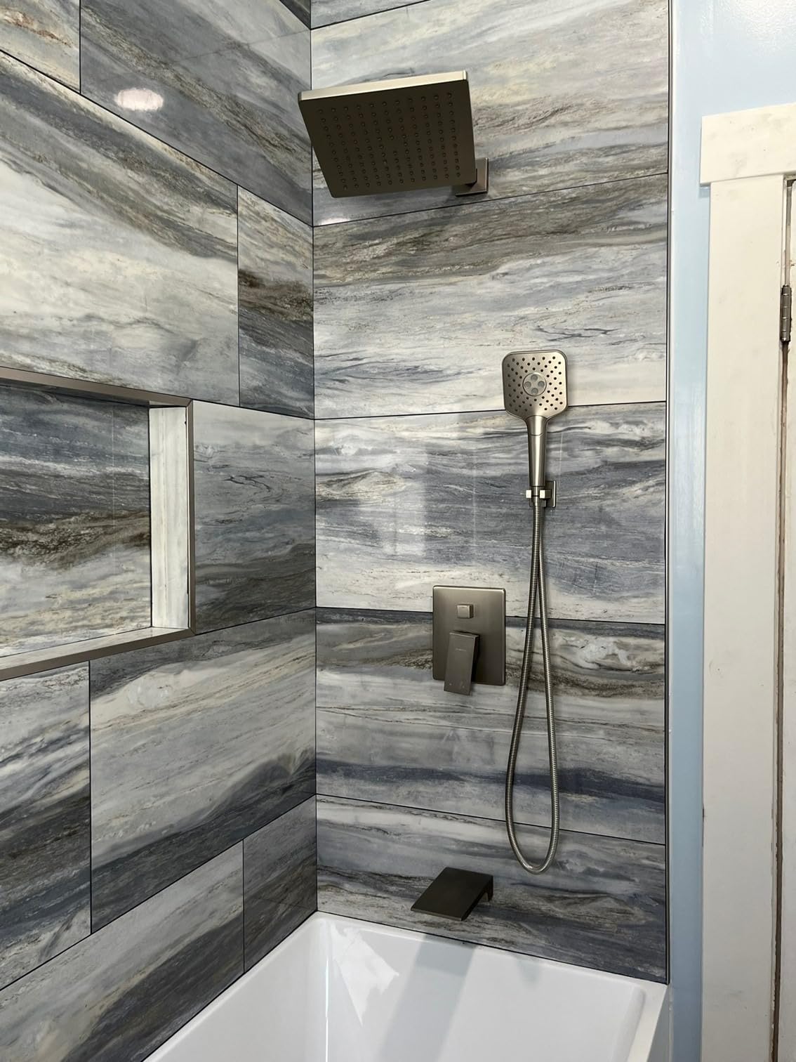 Gabrylly Shower System, 10