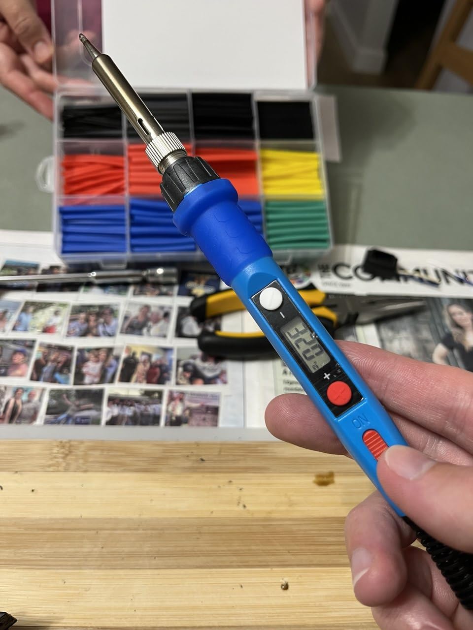 Soldering Iron Kit, 80W 110V LCD Digital Solder Iron Pen with Ceramic Heater, Portable Welding Tools with 5pcs Tips, Stand, Solders Wire, Sponge, Paste, for Metal,Electric Repairs, DIY customer photo 1