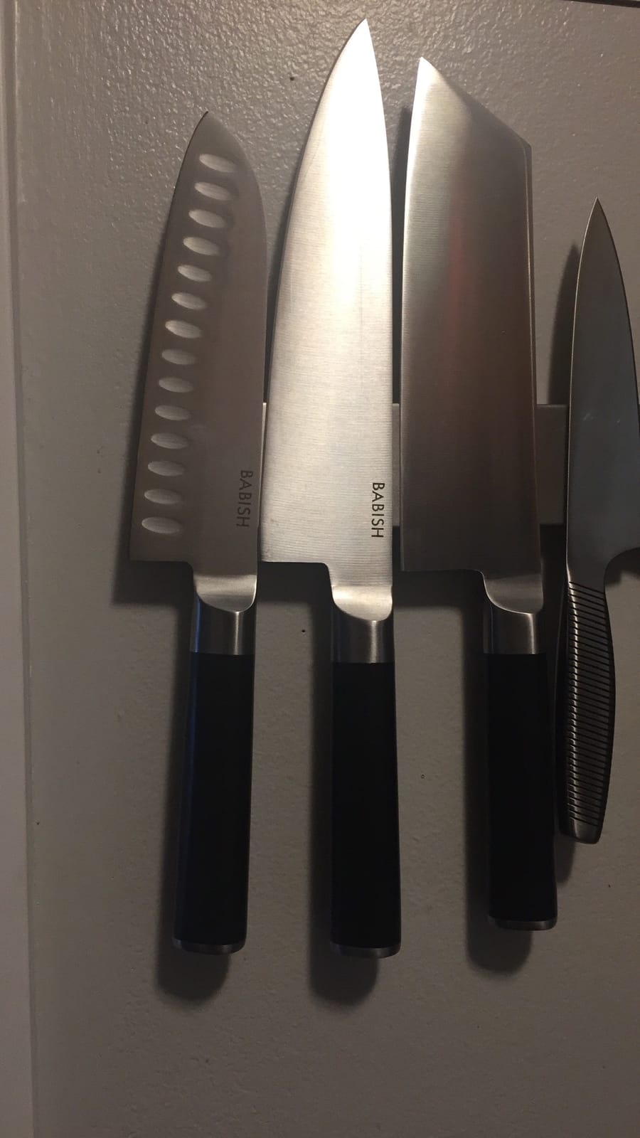 Babish 6.5 Inch Santoku Knife High Carbon 1.4116 German Steel Kitchen Knife Razor Sharp Blade Durable Precision Cutlery for Slicing Dicing Chopping Vegetables Meat and Fish customer photo 1