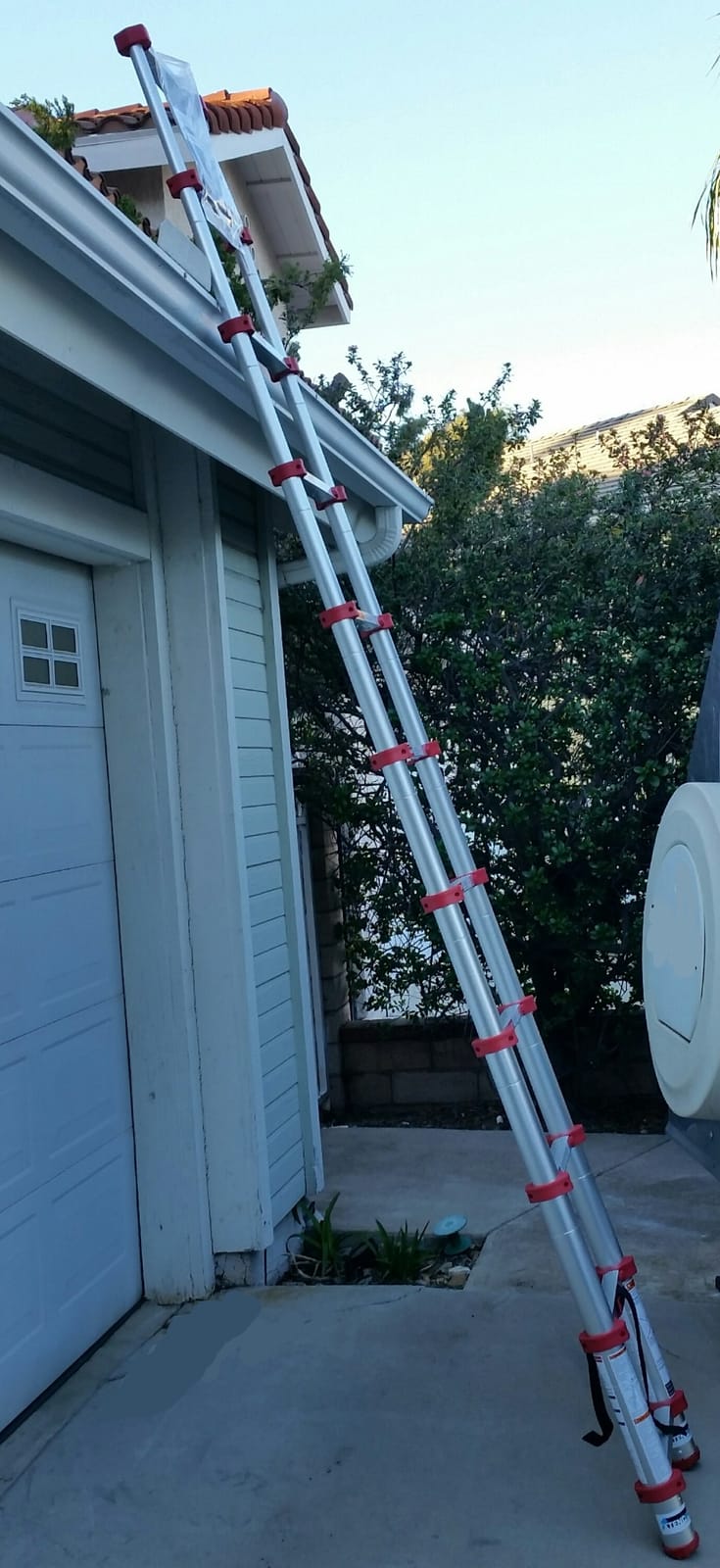 Xtend & Climb CS155+/300 Telescopic Ladder (15.5 FT - 300 LBS) customer photo 2