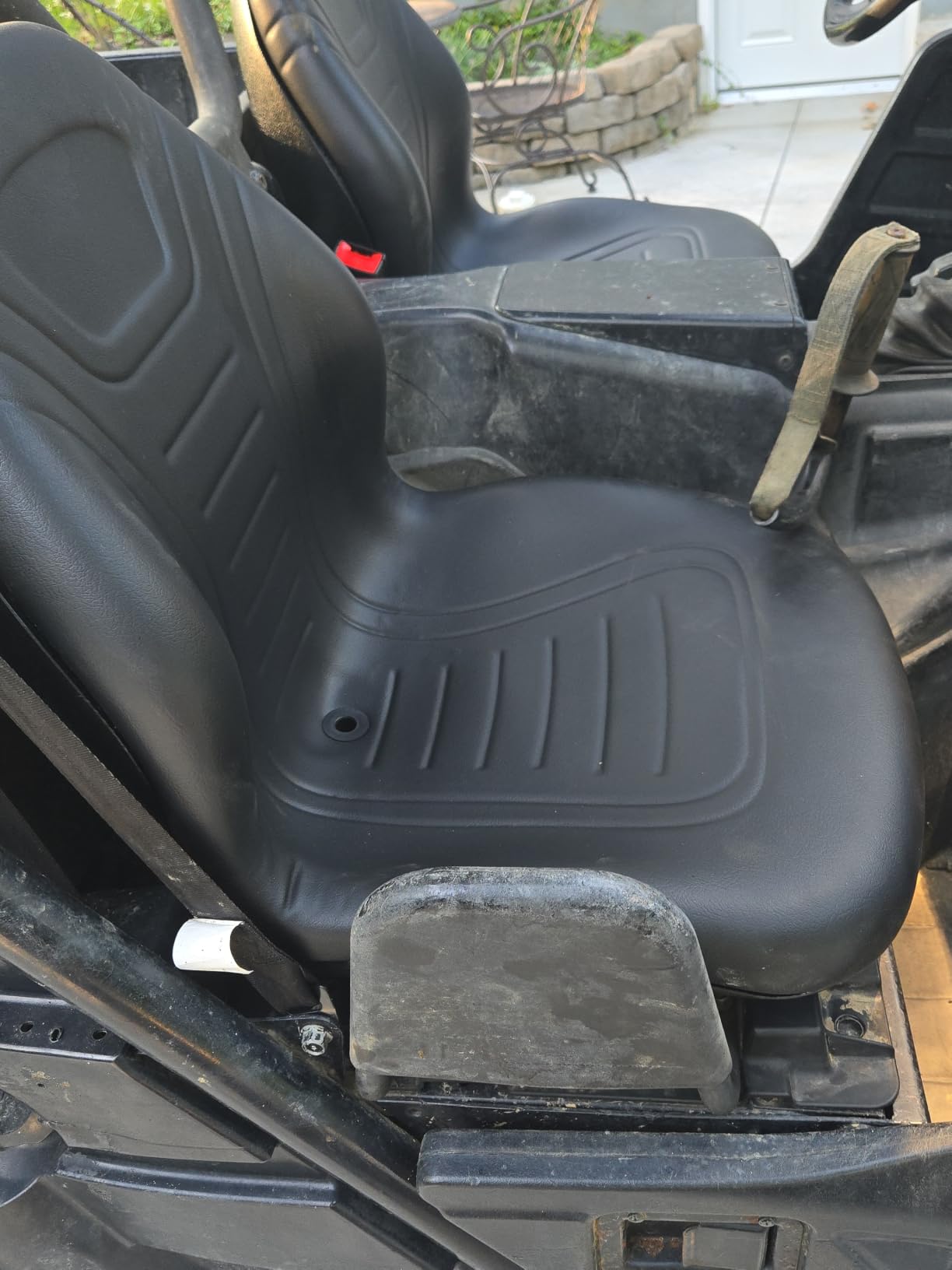 VEVOR Universal Tractor Seat Replacement 2 Pcs Compact High Back Mower Seat customer photo 2