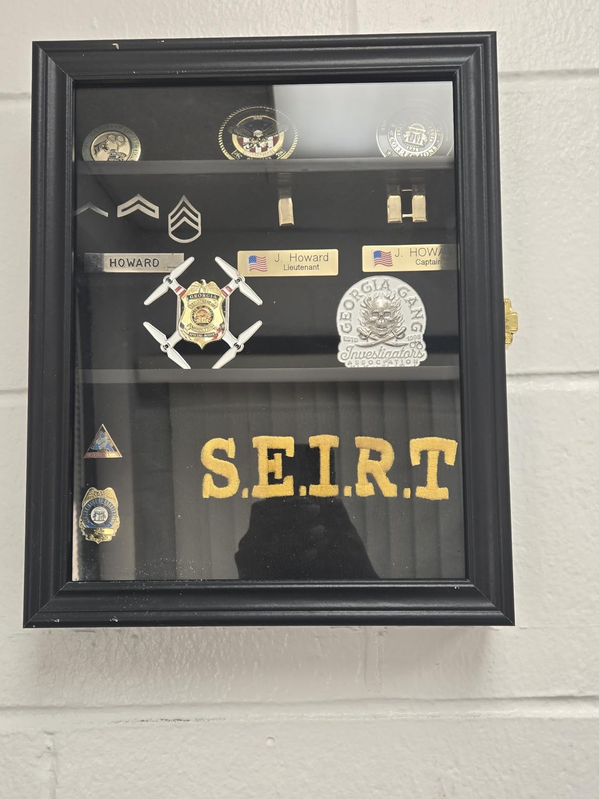 Large Military Challenge Coin Display case for Badges & Ribbons Black customer photo 2
