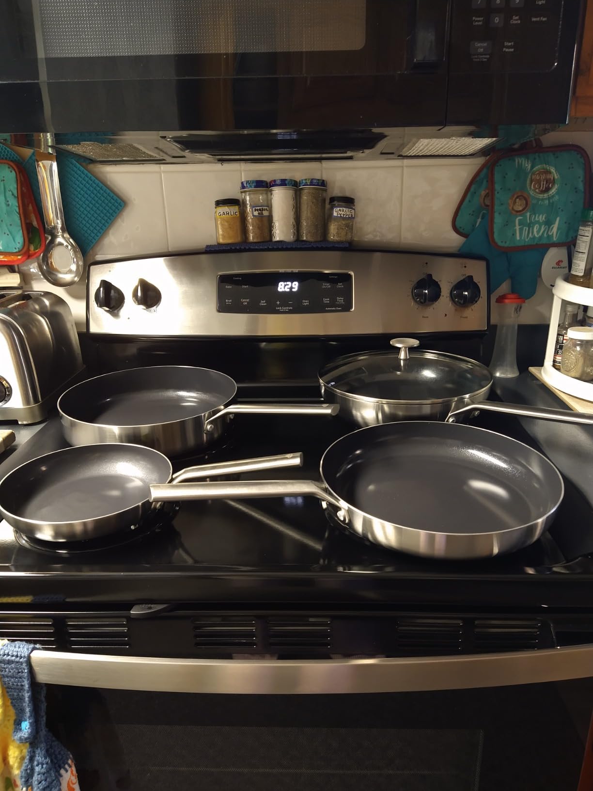 Blue Diamond 15 Piece Stainless Steel Tri-Ply Cookware Pots and Pans Set, Induction Compatible, Diamond Infused PFAS-Free Ceramic Nonstick, Dishwasher & Metal Utensil Safe, Scratch Resistant, Silver customer photo 1