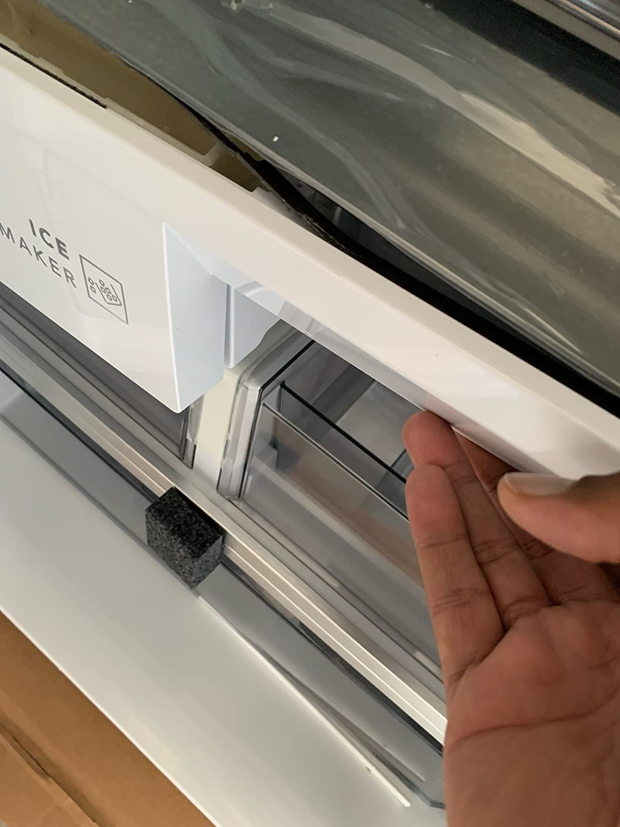 PROFESSIONAL Stainless Steel Refrigerator Freezer Combo & Trim FPRU19F8WF FPFU19F8WF TRMKTEZ2LV79 customer photo 1