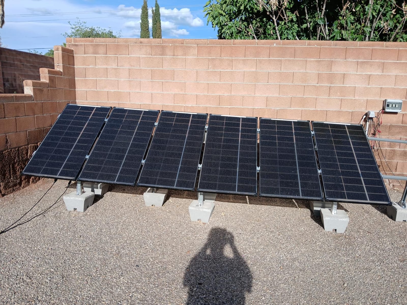 Plug and Play Solar Panel Power with 800-Watt Solar Panels and 800-Watt Inverter; Simply Plug into Wall customer photo 2