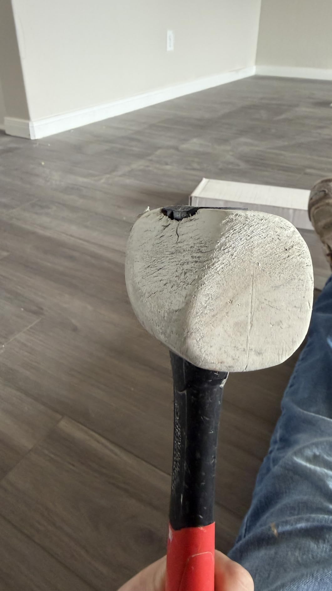 Goldblatt 16 oz. Low Recoil Double Face White Flooring Rubber Mallet Hammer customer photo 2