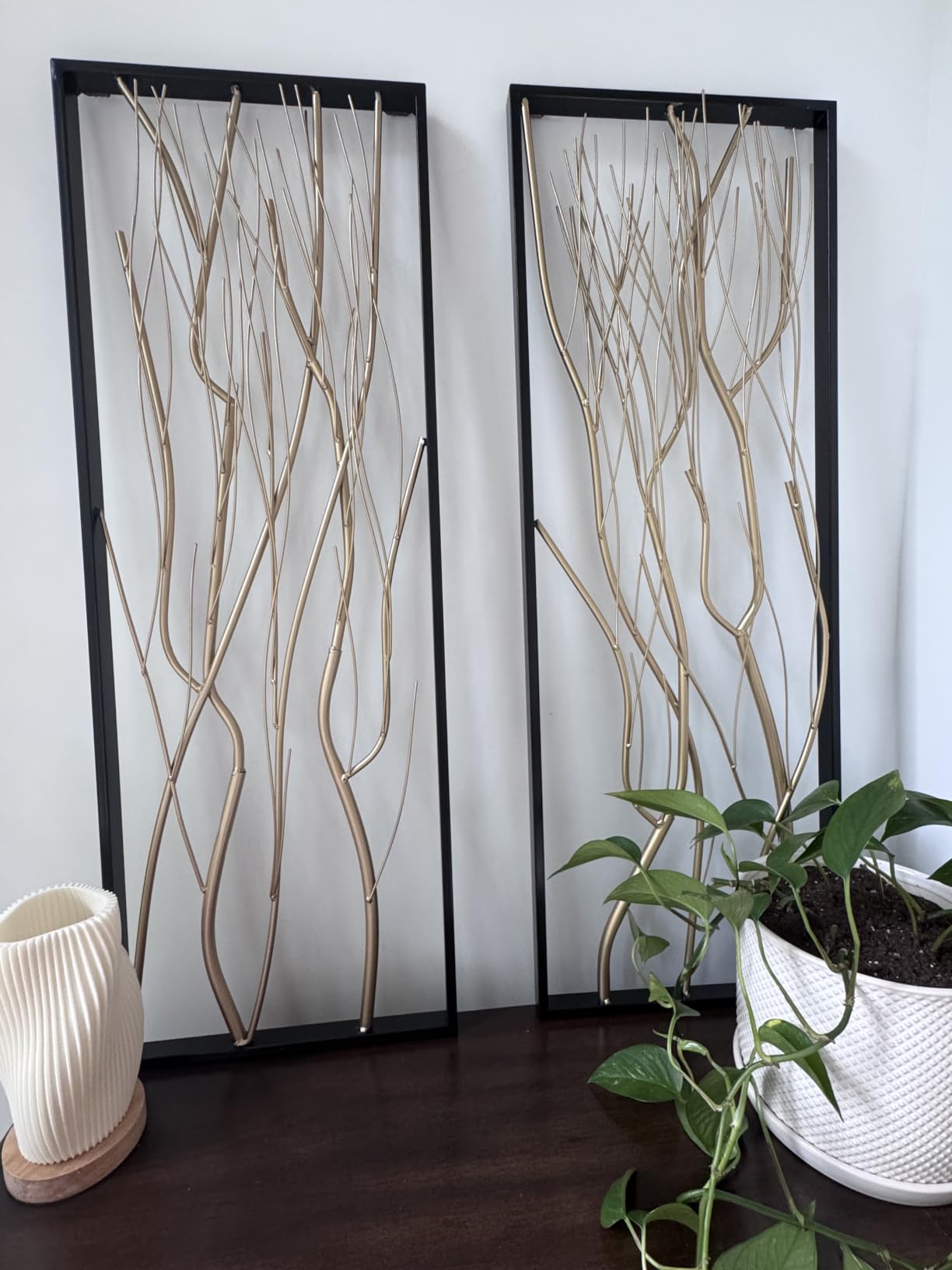 LuxenHome Metal Wall Decor, 36