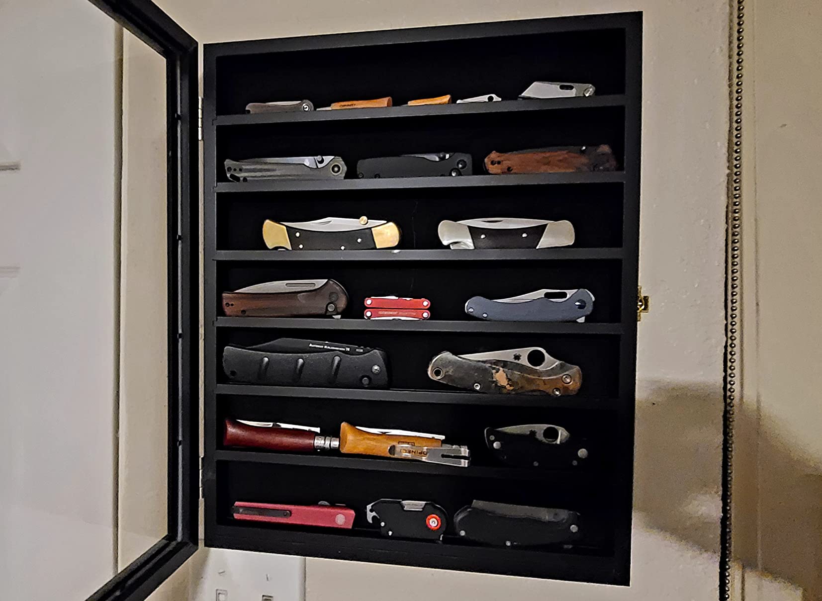 Jinchuan Knife Display Case Pocket Knife Shadow Box Wall Cabinet Black customer photo 1