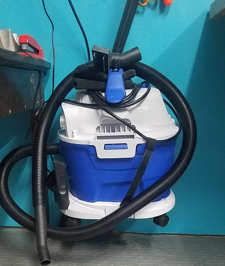 Vacmaster VHB305M 1101 3.2-Gal 2.5 Peak HP Compact Wet/Dry Vacuum Red customer photo 2