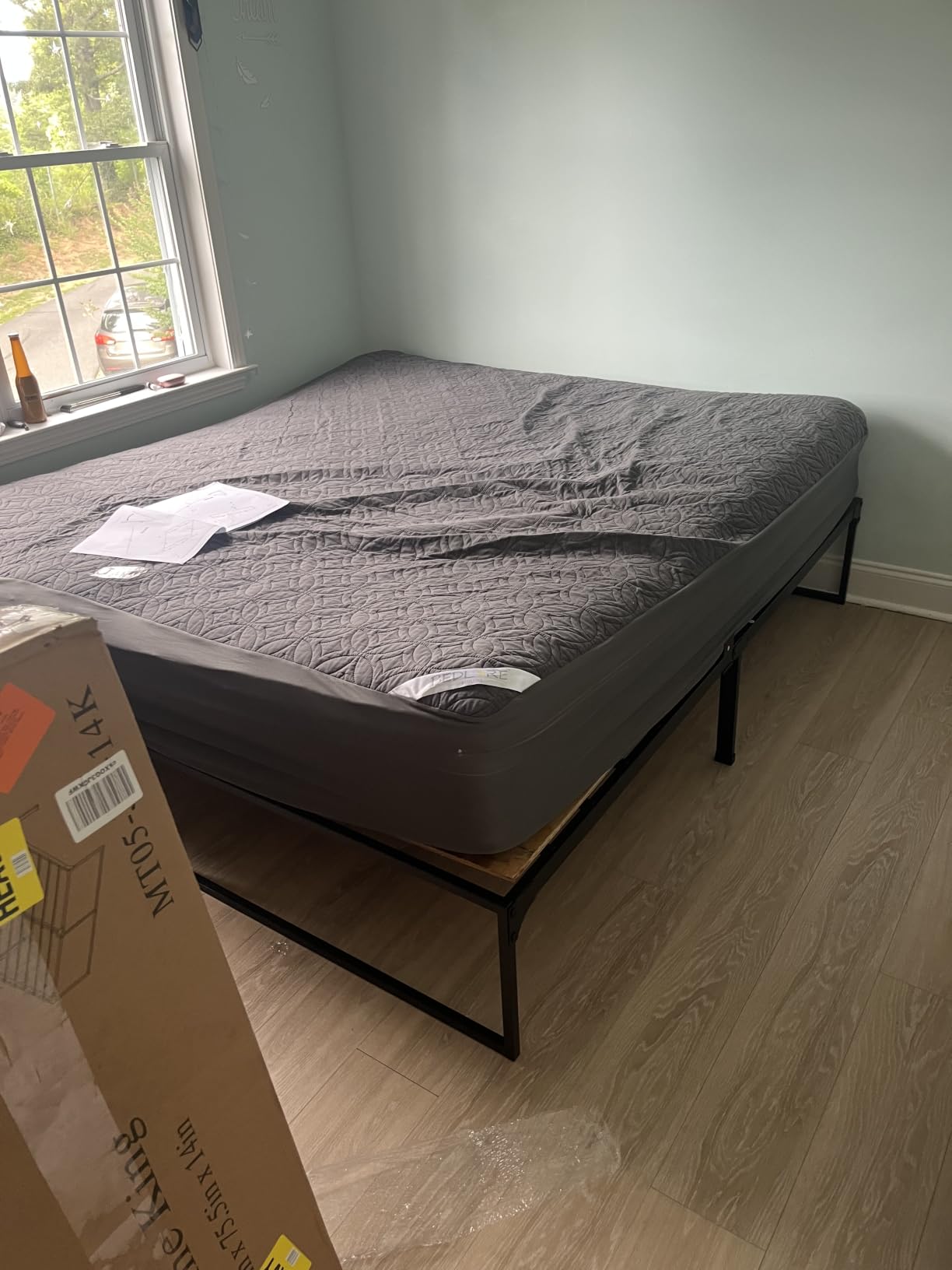 Yitong Angel King Bed Frame, 14 Inch High 3500 lbs Metal Platform, Mattress Foundation with Steel Slat Support/No Box Spring Needed/Noise Free/Non-Slip/Easy Assembly customer photo 1