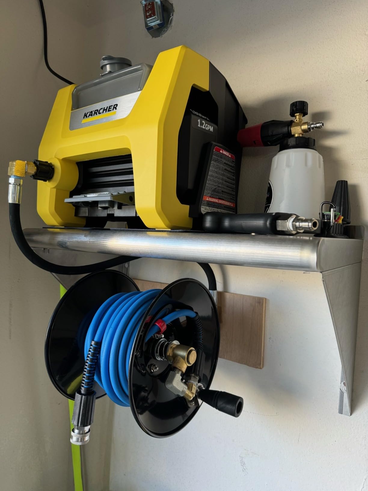 Kärcher Pressure Washer K1800PS Cube, CETA Certified, 3 Spray Nozzles, Detergent Tank, for Cars, Driveways, Siding, Patios, 1.2 max. GPM customer photo 2