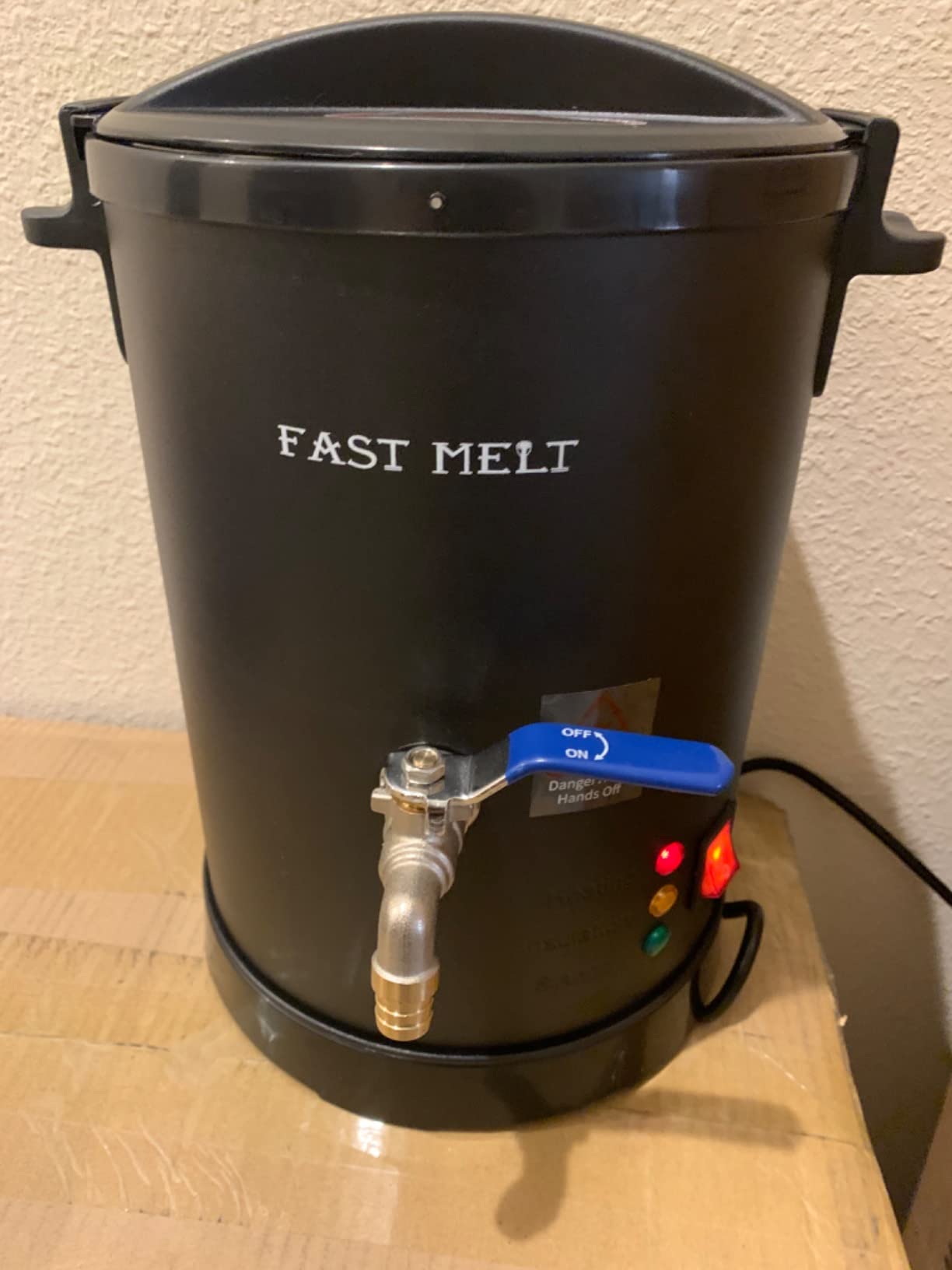 FAST MELT 6Lbs Soap Base Melter - Soap Making Kit with Constant Temperature Control Melter, Quick Pour Spout, Ideal for Homemade Soap Business Fast Loading Easy Clean customer photo 2