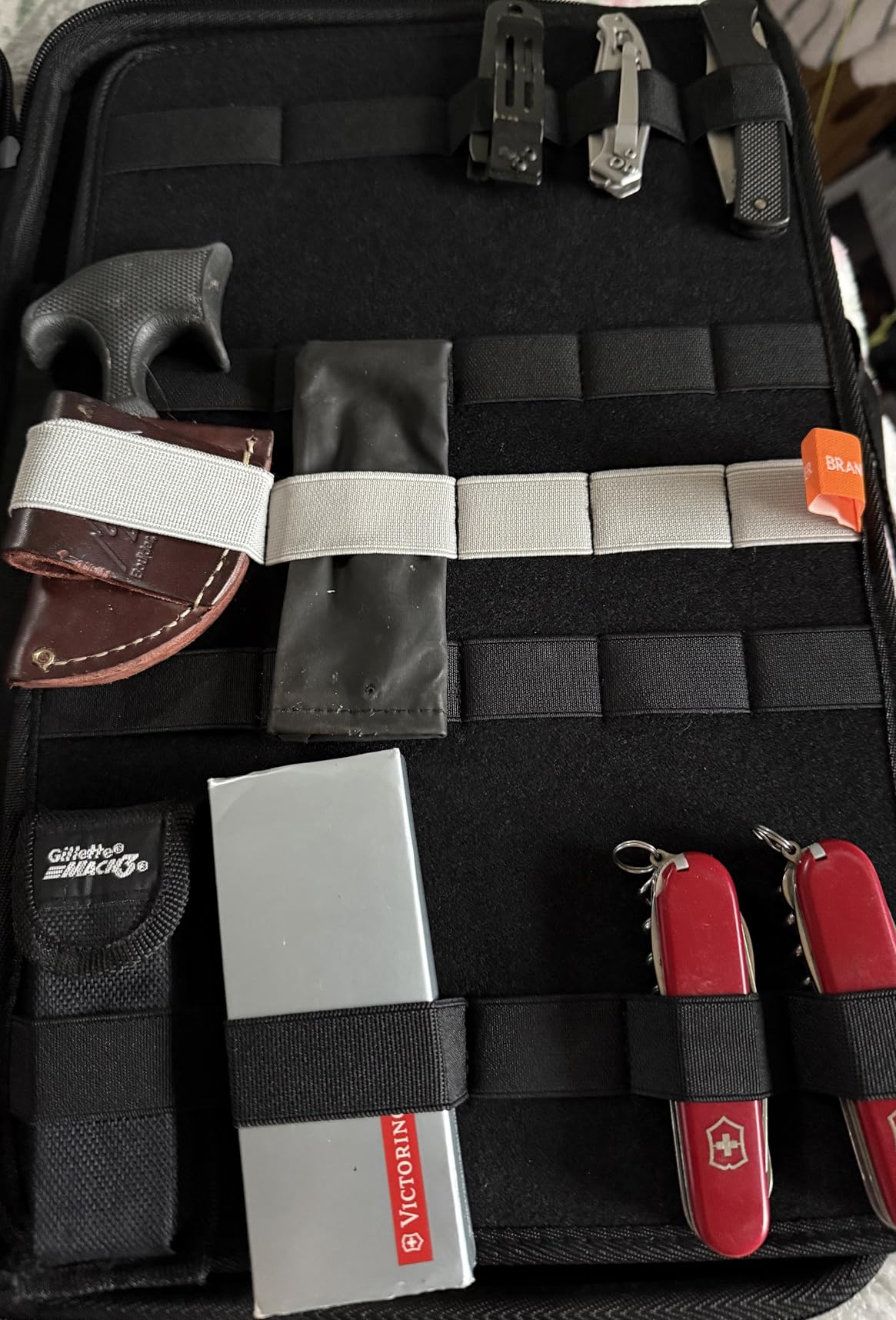 BRANTMAKER Knife Display Case, Knife Case for 61+ Pocket Knives (Box Only) customer photo 1