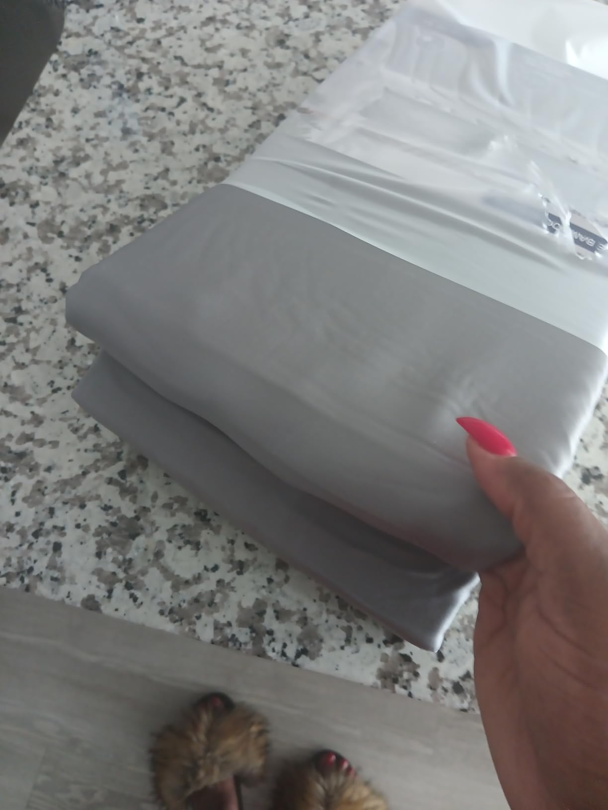 ACCURATEX Cooling Sheets for Hot Sleepers, Queen Size, Grey customer photo 2