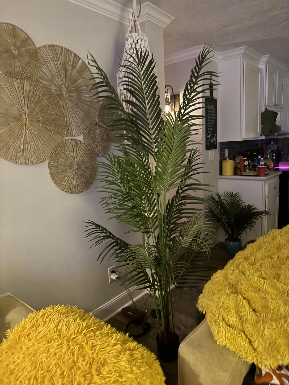 5ft Artificial Palm Tree Indoor Plant Tall Fake Tropical Paradise Palm Tree in Pot with Real Bark Design Faux Areca Palm Tree for Home Office Living Room Bedroom Farmhouse Modern Decor 1pcs customer photo 1