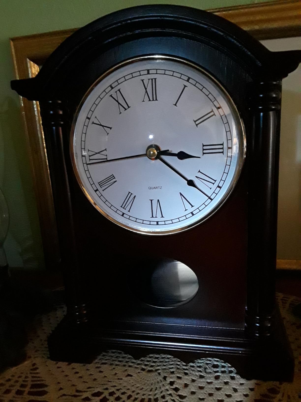 AYRELY® Classic Grandfather Mantel Clock for Living Room Déco, Elegant Wooden Finish, Gold-Tone Pendulum, Desk Clock for Living Room, Bedroom, Farmhouse Décor customer photo 2