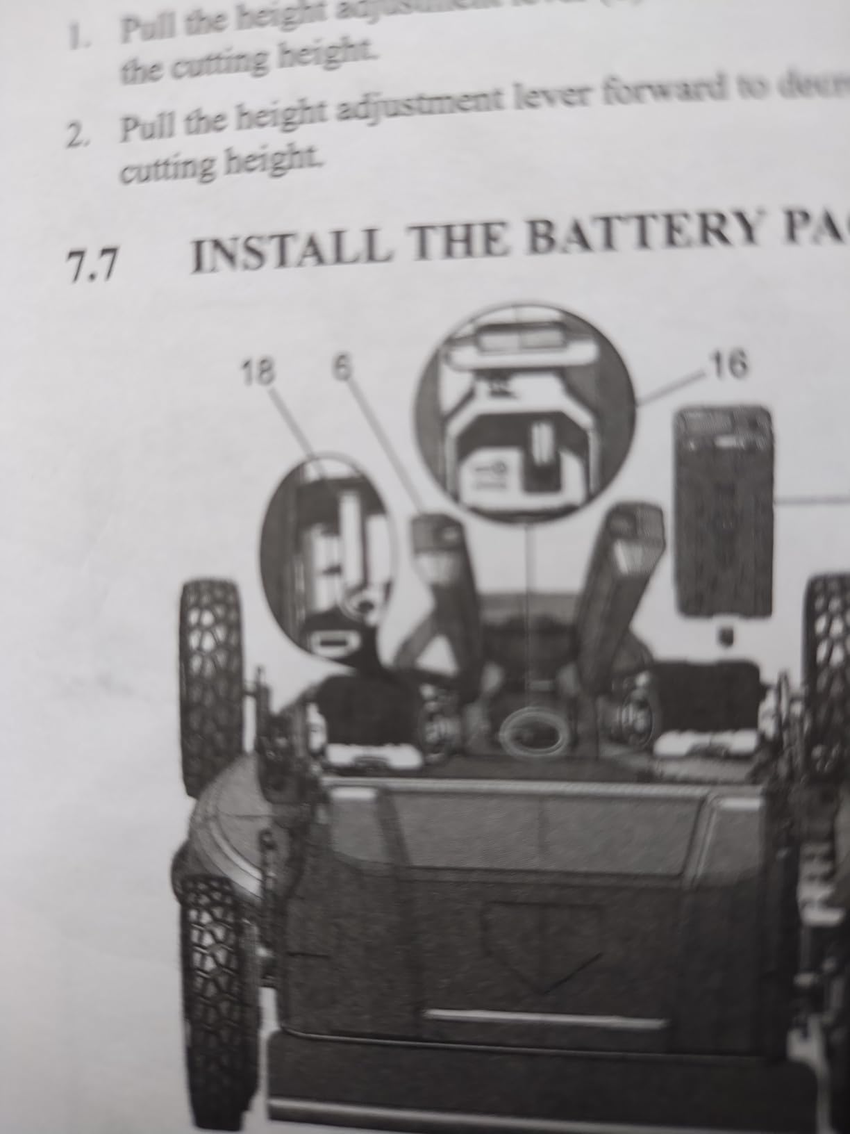 Greenworks 60V 25in Self-Propelled Lawn Mower, (2) 4.0 Ah Battery Kit customer photo 2