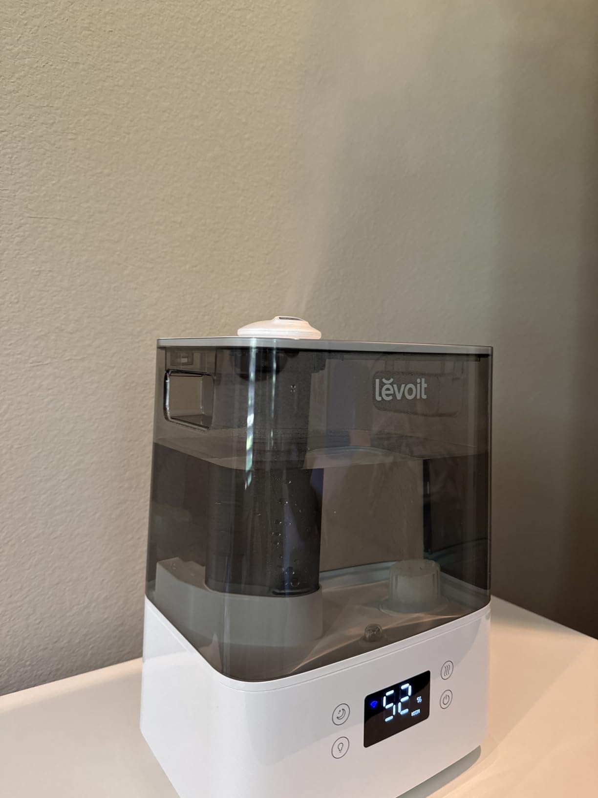 Levoit 6L Smart Warm and Cool Mist Humidifiers for Home Bedroom, 60H | Auto Customized Humidity for Large room, Schedule, Easy Top Fill, Essential Oil Diffuser, Whisper-Quiet, Handle, Black customer photo 2