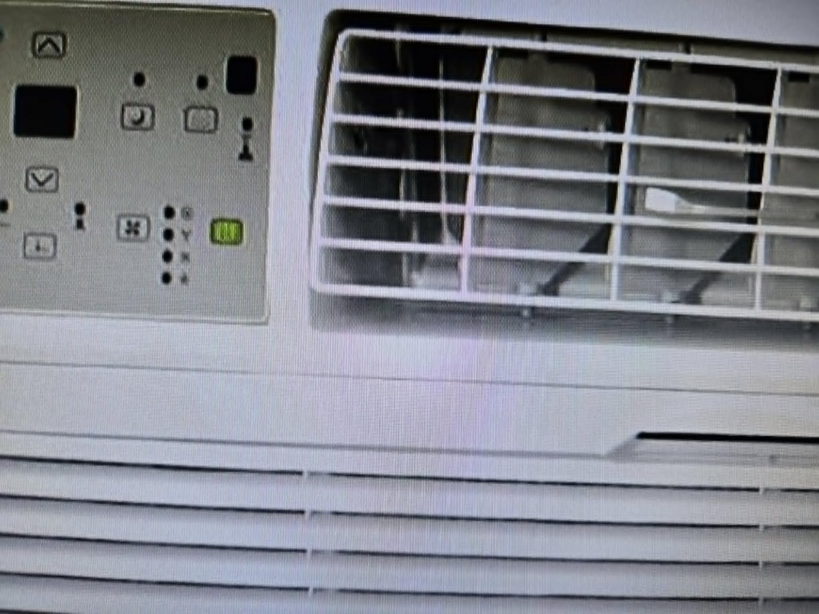 Keystone 8,000 BTU Wall Mounted Air Conditioner with Supplemental Heat and Dehumidifier Function, 115V, Wall AC for Small-Medium Sized Rooms up to 350 Sq.Ft. with Remote, Quiet, High Efficiency AC customer photo 1