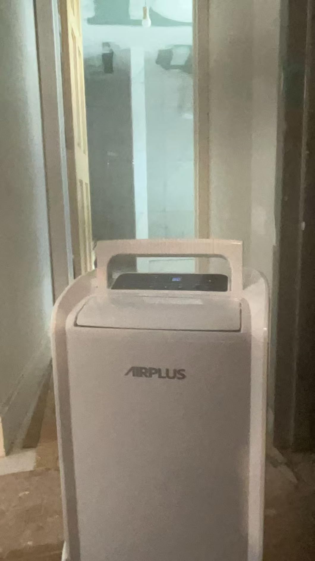 AIRPLUS 70 Pint Dehumidifier with Drain Hose, 4500 Sq.Ft for Basement customer photo 2