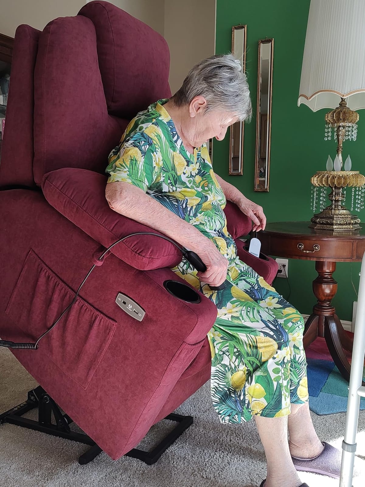 MCombo Power Lift Recliner Chair for Elderly 7141(Grey, Small) customer photo 1