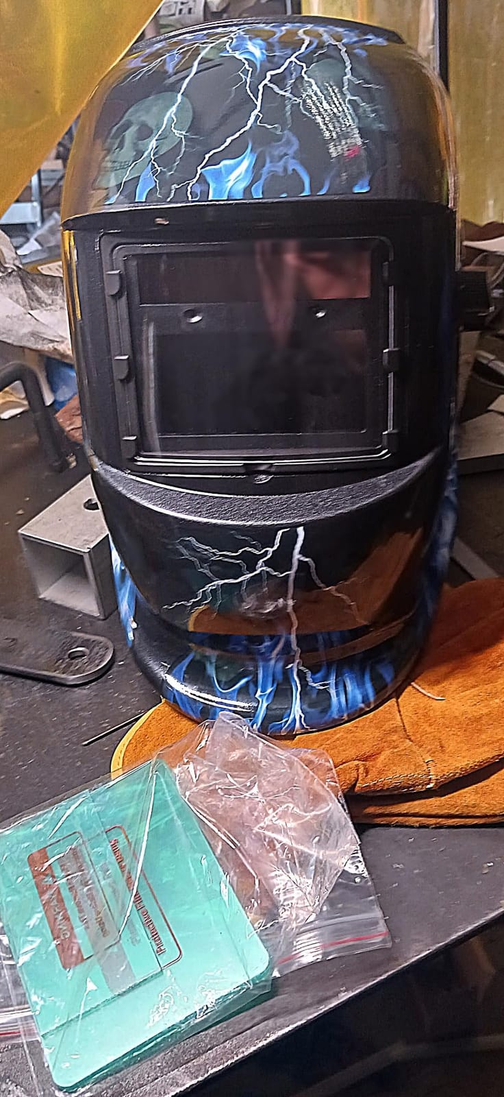 Welding Helmet True Color Auto Darkening Hood with Adjustable Shade Range 4/9-13 for TIG MIG ARC Welder Mask customer photo 2