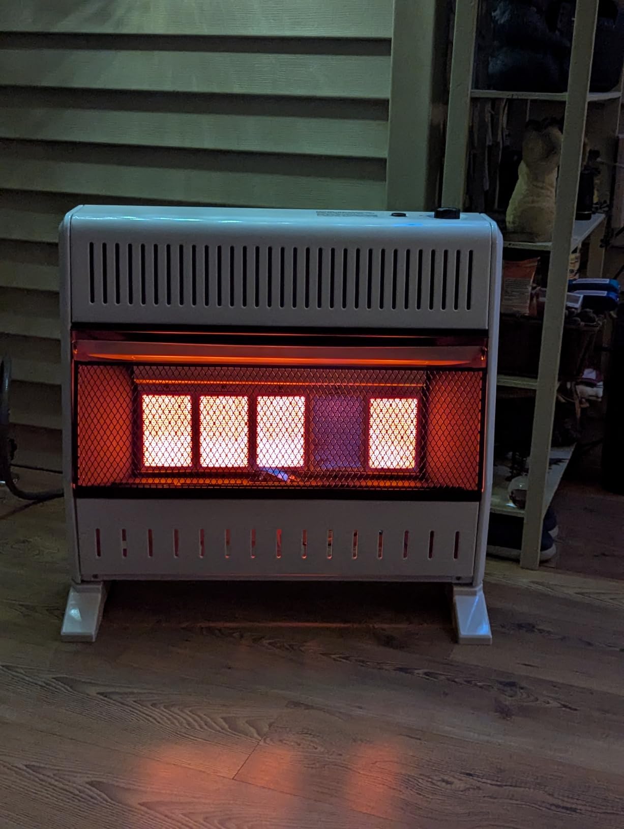 ProCom Heating Natural Gas Ventless Infrared Plaque Heater With Base Feet - 30,000 BTU, T-Stat Control - Model# MN300TPA-B customer photo 1
