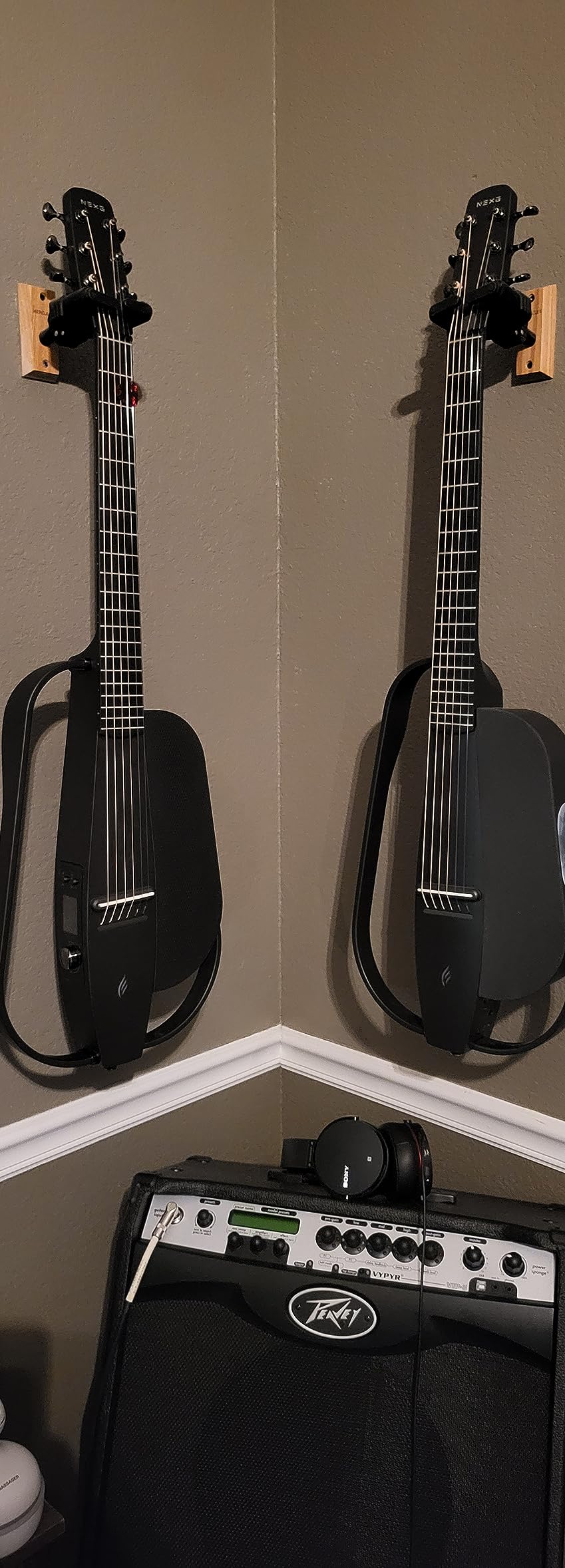 Enya NEXG 2 Deluxe Carbon Fiber Smart Acoustic-Electric Guitar, Black customer photo 2
