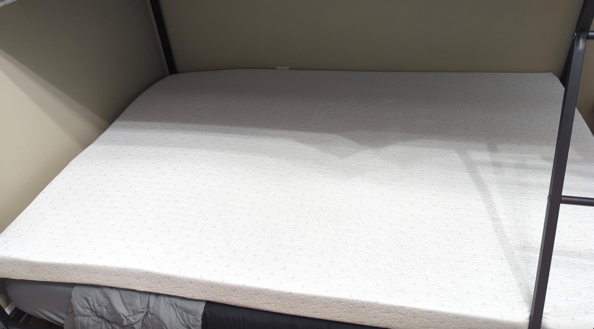 Ferlizer RV Semi-Truck Mattress 42