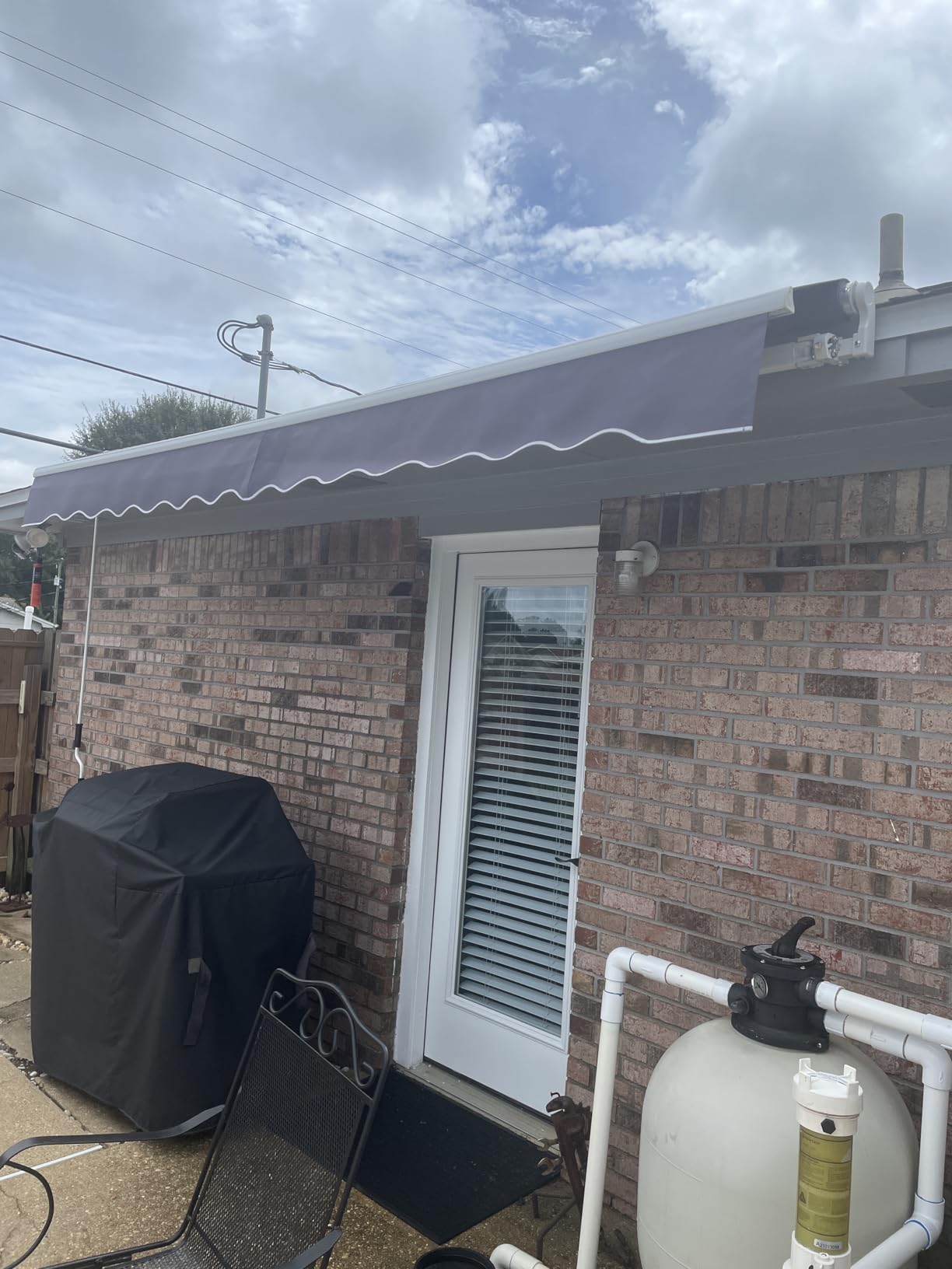 VEIKOU 12' x 10' Awnings for Patio, Retractable Awning with Adjustable Canopy, Aluminum Frame, Manual Patio Awning Sun Shade Shelter for Window, Door, Deck, Garden, Gray customer photo 1