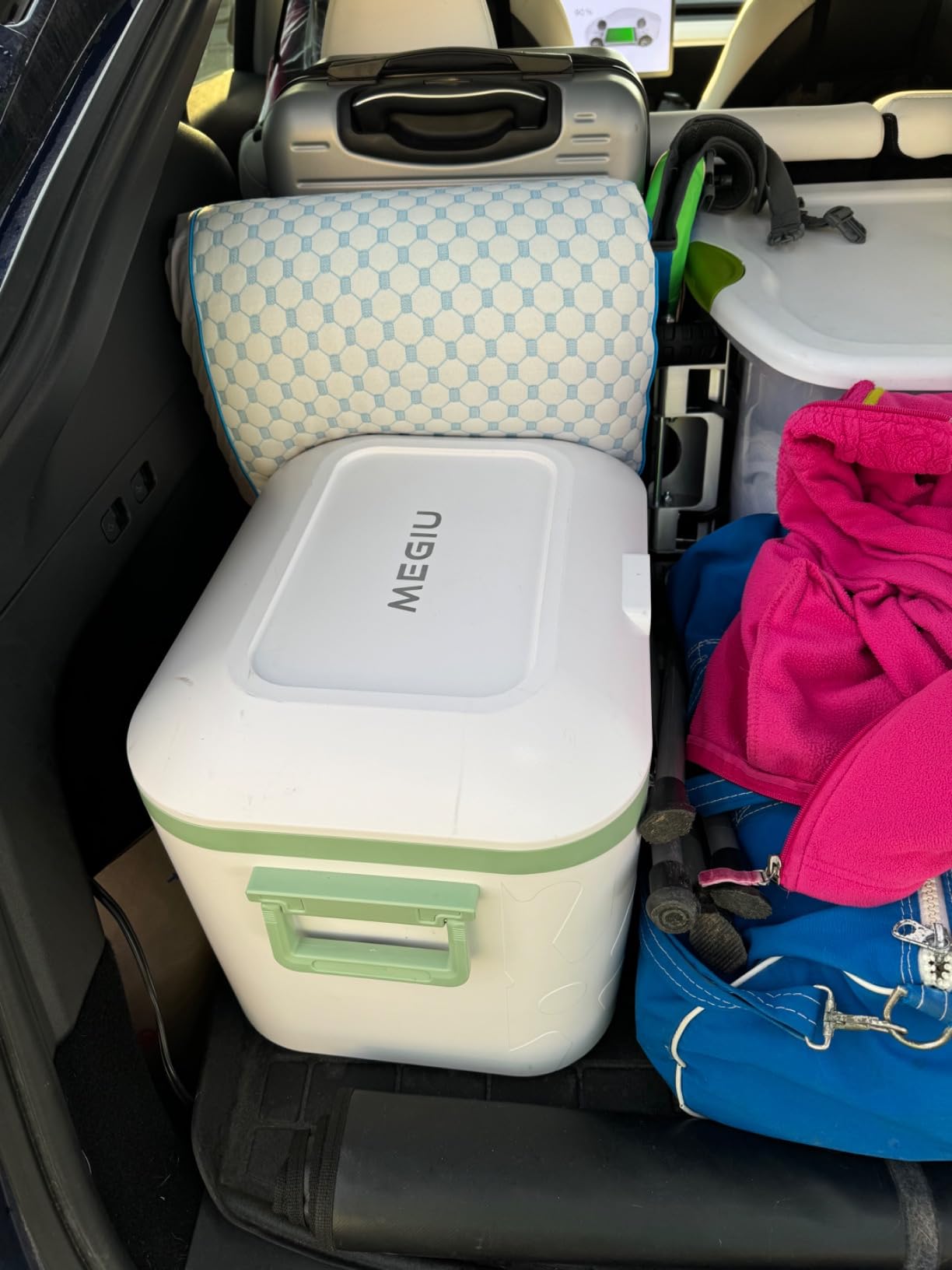 Megiu Car Refrigerator Portable Car Fridge 12V Refrigerator 23 Quart (22 Liter) Freezer Compressor Cooler 12V/24V DC 110~240 V AC for Outdoor Camping Travel Home Use -18℃~+15℃ (Blue) customer photo 2