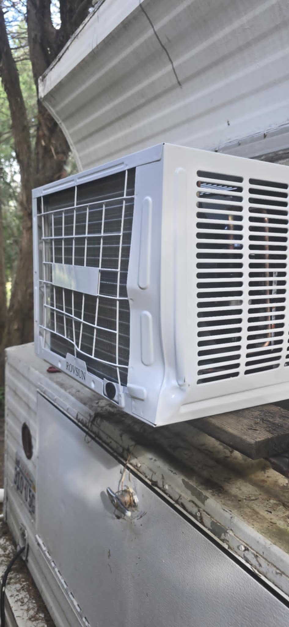 ROVSUN 8000 BTU Window Air Conditioner with Heat, Window AC Unit & Heater Combo with APP & Voice Smart Control, Timer Function & Easy Installation Kit, Work with Alexa/Google Assistant, 115V/60Hz customer photo 2