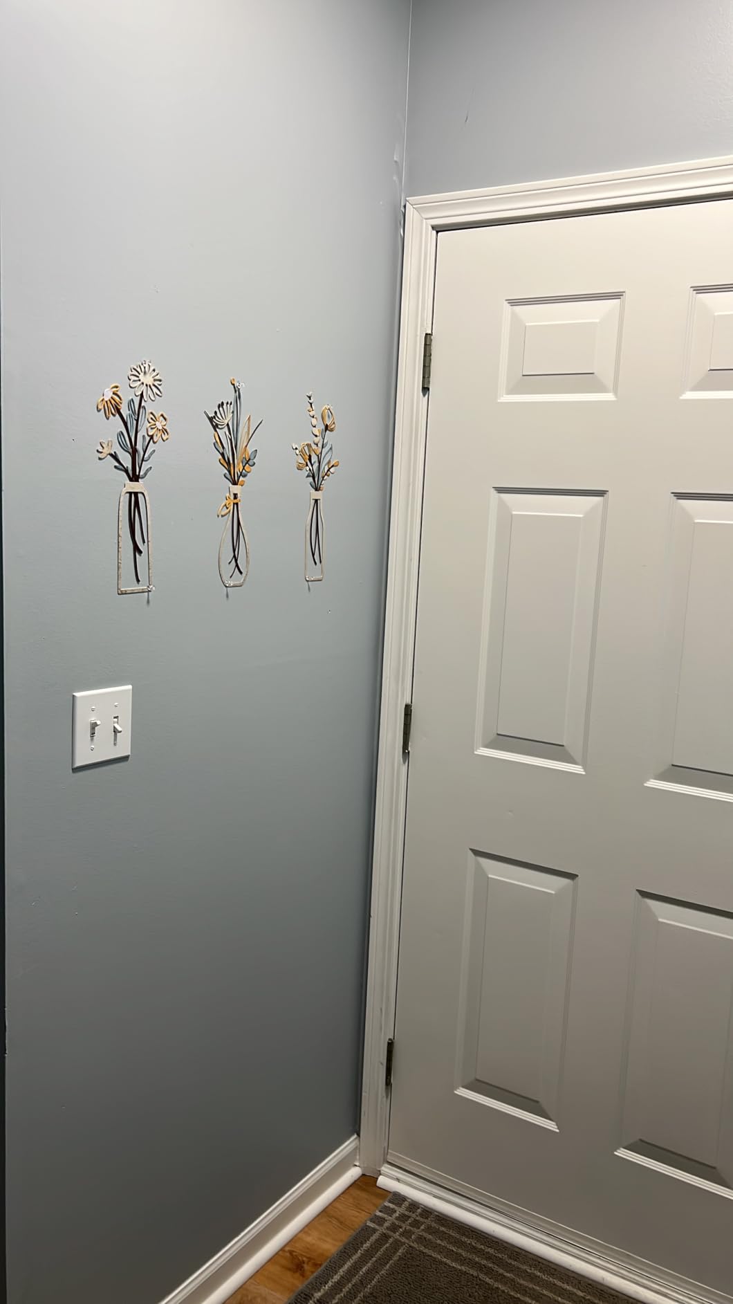 Pigort 3 Pieces Metal Flowers Wall Art- Rustic Farmhouse Decor Minimalist Decor for Living Room Bathroom Bedroom Dining Room, Housewarming Gifts Christmas Decoration(Beige, Vase-C) customer photo 1