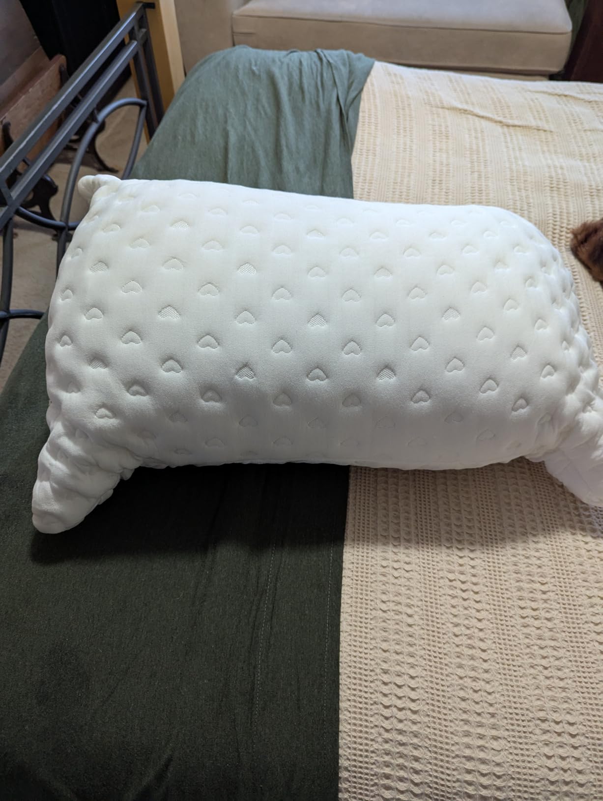 Side Sleeper Pillows for Neck & Shoulder Comfort - Ergonomic Curved Crescent Design, Adjustable Shredded Memory Foam, Cooling & Soft Cover, Extra Fill Included, Queen Size customer photo 2