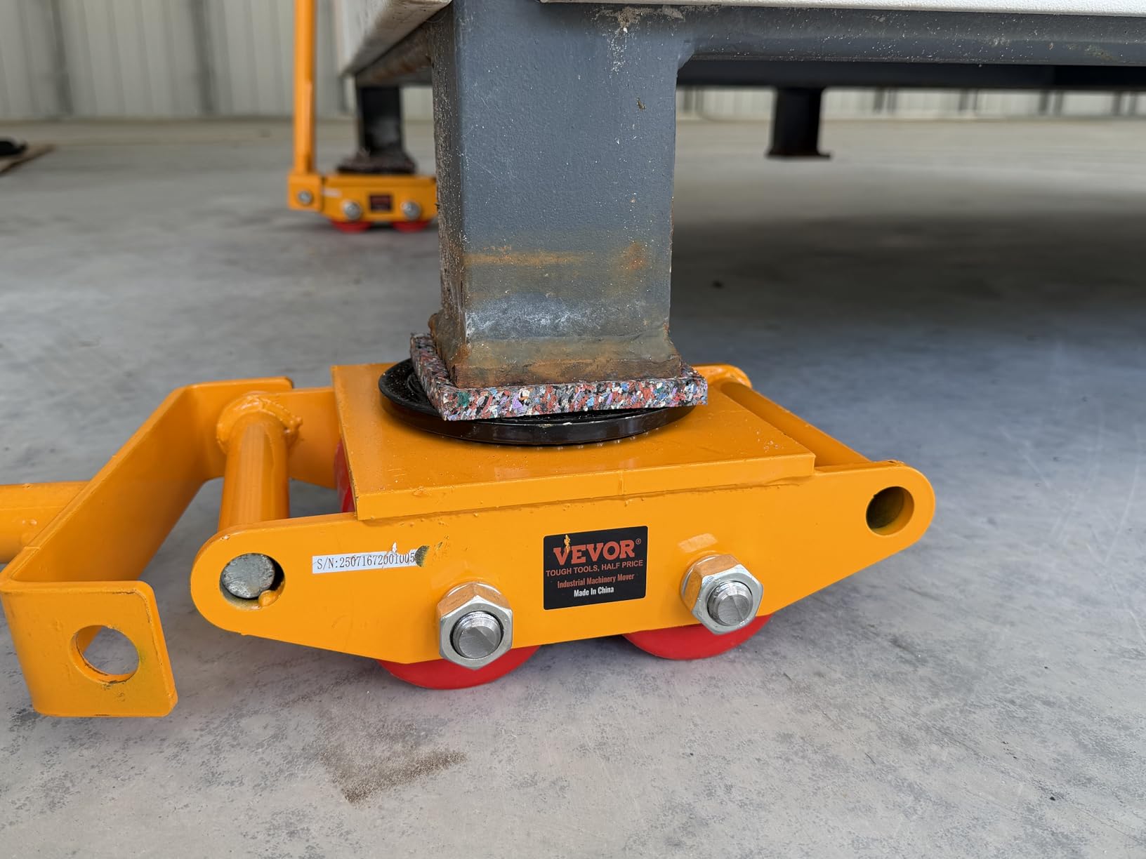 VEVOR Machine Skate, 6T Machinery Skate Dolly, 13228 lbs Machinery Moving Skate, Machinery Mover Skate with 360° Rotation Cap and PU Directional Rollers, Heavy Duty Industrial Moving Equipment, Yellow customer photo 2