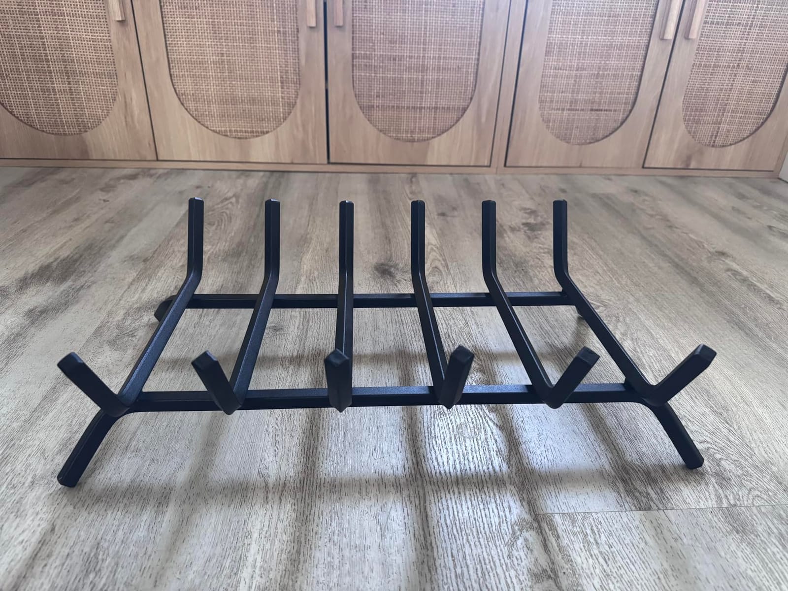 Fireplace Grate,Fireplace Log Holder,21 inch Heavy Duty Solid Cast Iron FIrewood Log Burning Rack for Inside The Fireplace Accessories Outood Fire Pit Kindling Fireplace Tools customer photo 2