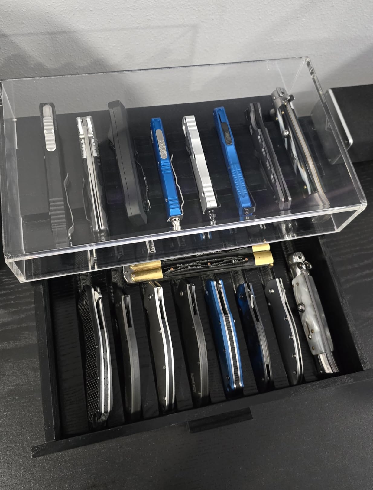 Large Pocket Knife Display Case for for 24 Knives - Wooden Knife Collection Case with Sturdy Clear Cover- Two-Tier Knife Cases for Collections with a Removable Drawer Insert for Other EDC Items customer photo 1
