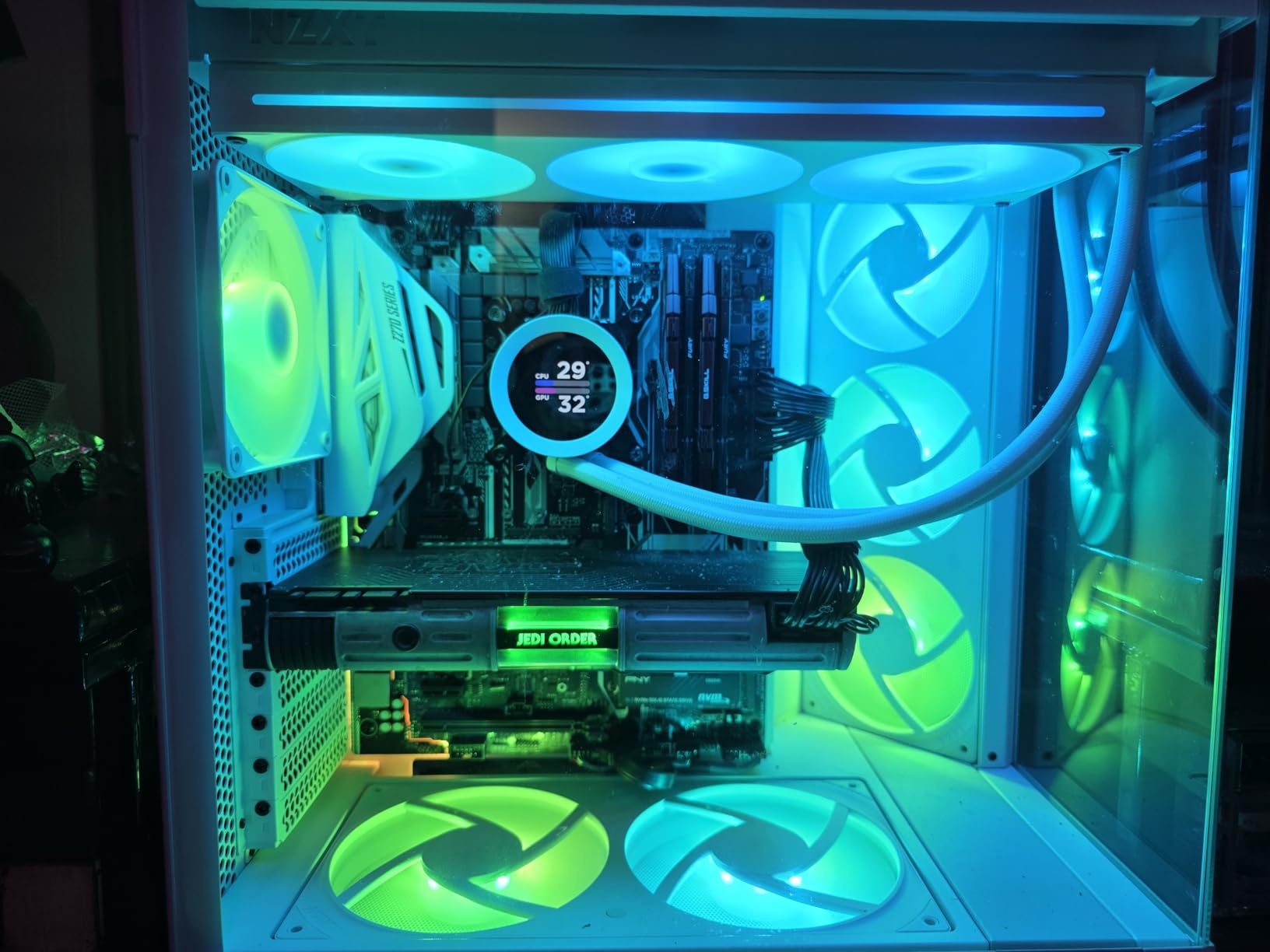 NZXT Kraken Plus 240 RGB - 240mm AIO CPU Cooler, LCD - Black customer photo 1