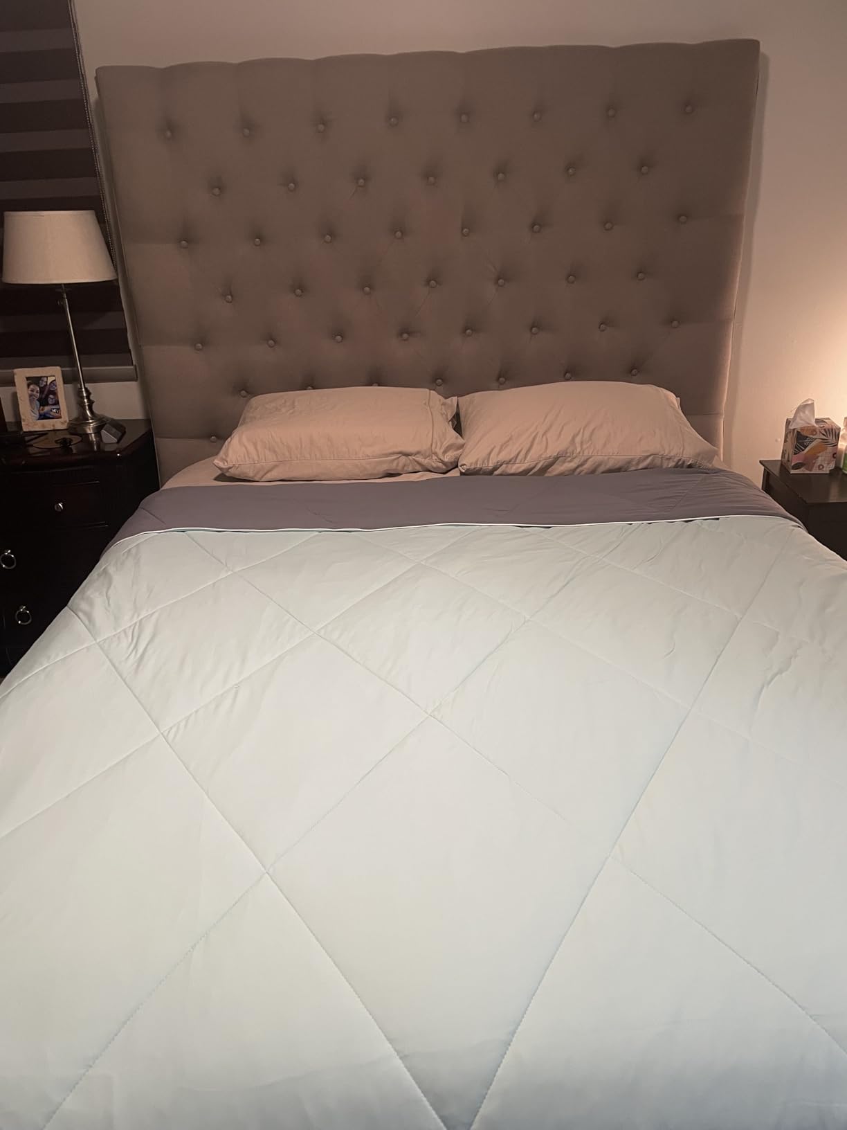 Cooling Comforter - BreezeWeave Cooling Blanket King Size for Hot Sleepers & Deep Rest - Cloud Soft, Breathable, Ultra Durable, Easy Care, Reversible - 108 x 90 in (Light Grey & Dark Grey) customer photo 2